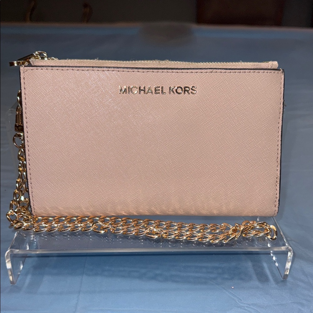 Michael Kors Blush Pink Wristlet with Gold Chain EUC
